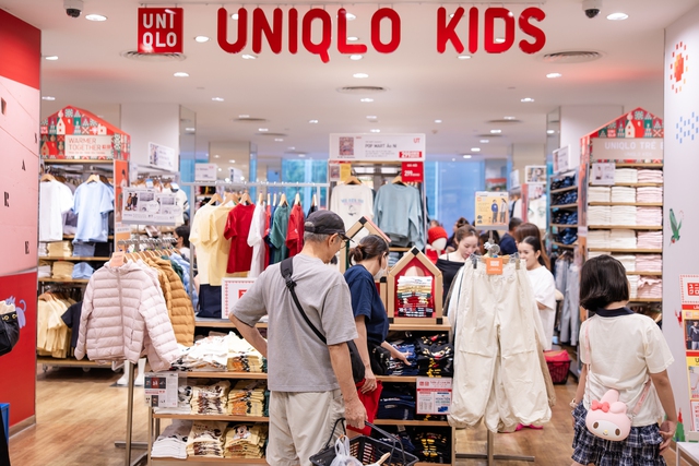 Tin vui cho toàn bộ người dân Việt Nam sử dụng sản phẩm của UNIQLO- Ảnh 1. Tin vui cho toàn bộ người dân Việt Nam sử dụng sản phẩm của UNIQLO- Ảnh 1.