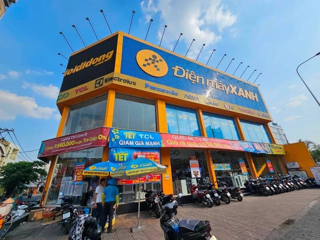 Dấu mốc lịch sử của Điện Máy Xanh: Được UBCKNN chấp thuận hồ sơ IPO chào bán hơn 179,5 triệu cổ phiếu, giá dự kiến 80.000 tương đương P/E 2026 chỉ xấp xỉ 10 lần- Ảnh 1.