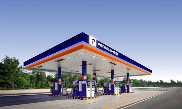 Petrolimex tồn kho kỷ lục gần 30.000 tỷ đồng, bất ngờ giá trị hàng mua đang đi đường