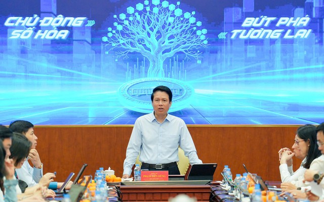 Phó Thống đốc NHNN Phạm Tiến Dũng: Tỷ lệ người dân từ 15 tuổi trở lên có tài khoản tại ngân hàng đã đạt hơn 88,9%; giá trị TTKDTM hiện gấp 28,17 lần GDP