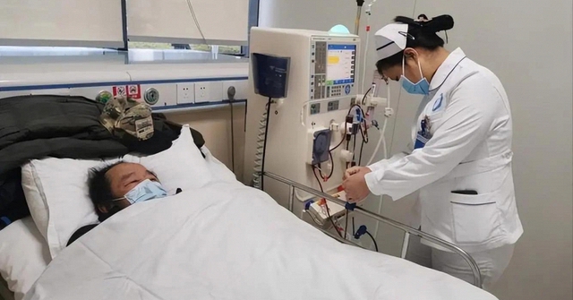 Người đàn ông 30 tuổi qua đời vì suy thận, vợ xót xa: “Ngày nào anh ấy cũng làm 4 việc này, chẳng ai nghĩ nguy hiểm”