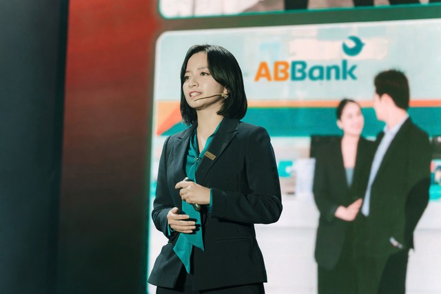Những người thừa kế ở ACB, SHB, Sacombank, ABBank,... - Ảnh 8.