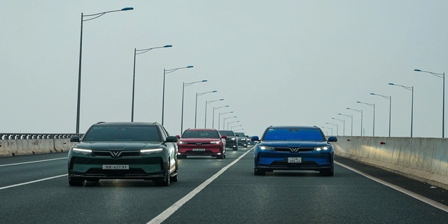 Chuyên gia lý giải vì sao Vingroup quyết đầu tư xe điện, Viettel bắt tay FPT làm chip và loạt DN Việt lao vào sân chơi khó nhất thế giới? - Ảnh 1.
