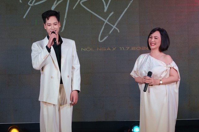 Nam nghệ sĩ đa tài, là con trai của 1 nữ NSƯT - nguyên Phó giám đốc Nhà hát Công An nhân dân - Ảnh 2.