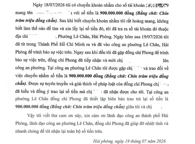 Vừa giao dịch chuyển khoản thành công 900 triệu đồng, người đàn ông SN 1984 lập tức đi từ TP Hồ Chí Minh ra Hải Phòng báo công an- Ảnh 1.
