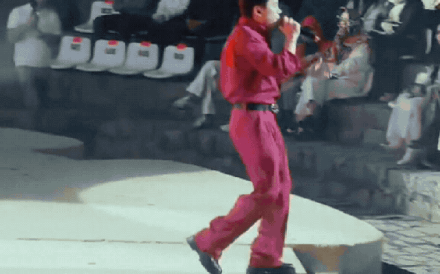 Việt Nam có ca sĩ "cất giọng lên là có hit”, nhạc cả nước thuộc mà vẫn lận đận 10 năm