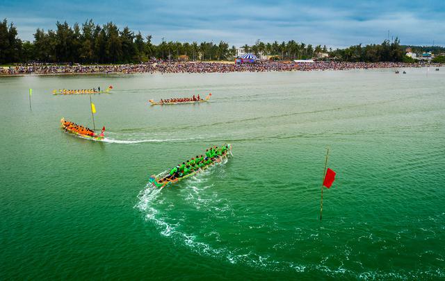 Bãi biển dài 7km ở miền Trung được truyền thông Mỹ vinh danh- Ảnh 3. Bãi biển dài 7km ở miền Trung được truyền thông Mỹ vinh danh- Ảnh 3.