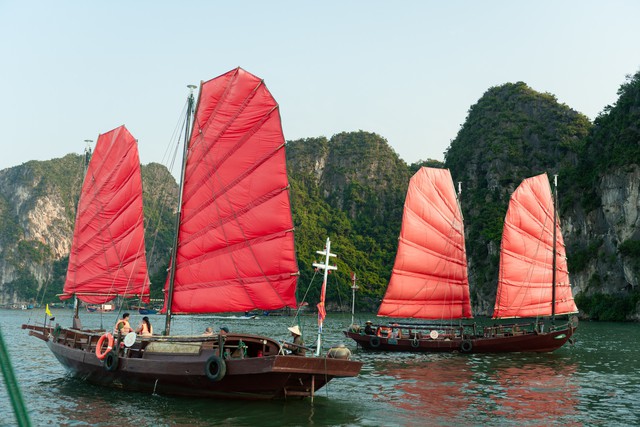 Lần đầu tiên: 111 hoa hậu quốc tế cùng kể câu chuyện về Quảng Ninh, từ di sản Vịnh Hạ Long đến đỉnh non thiêng Yên Tử - Ảnh 6.