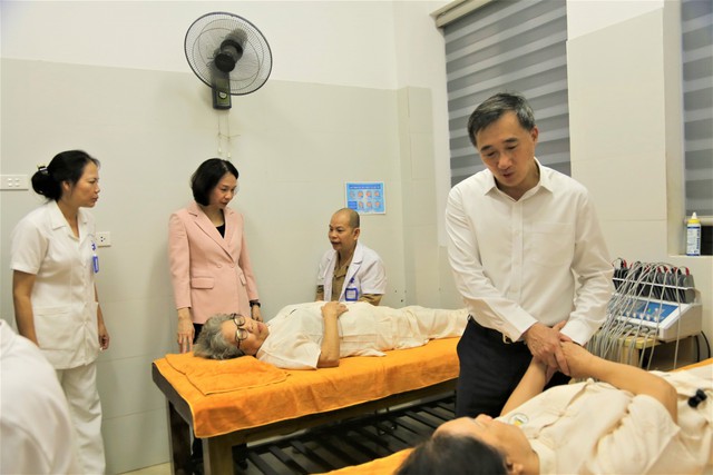 Việt Nam vừa có thêm 1 "viện dưỡng lão" công lập giá 5 triệu đồng/tháng: Sáng đưa đi, chiều đón về, đã có 20 người đăng ký - Ảnh 3.
