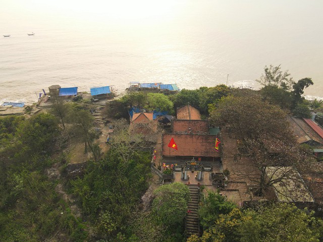 Một