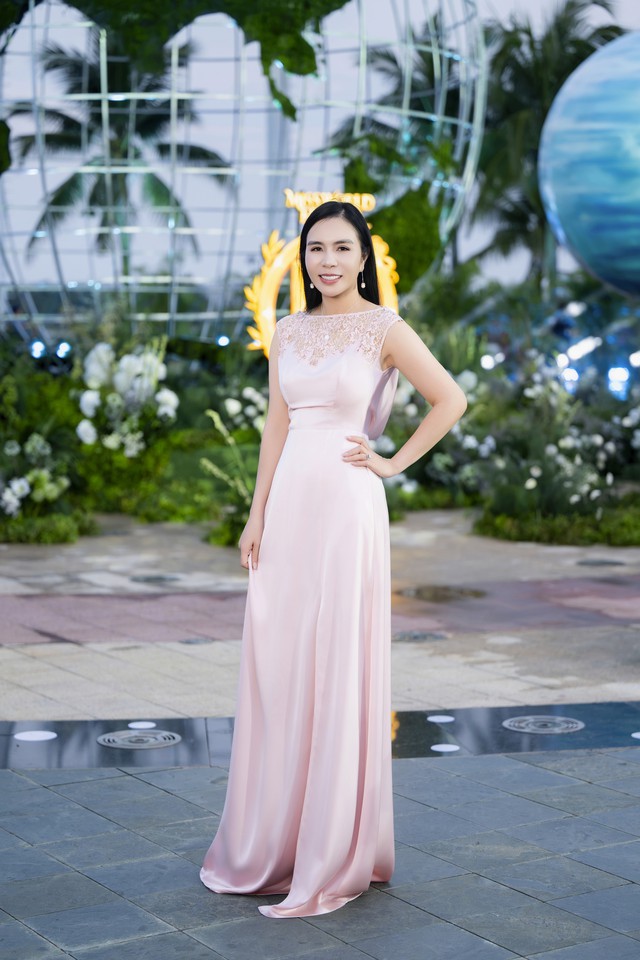 Người phụ nữ Việt đứng sau thương hiệu hơn 130 cửa hàng, đồng hành cùng dàn mỹ nhân quốc tế tại sự kiện chưa từng có ở Việt Nam - Ảnh 3.