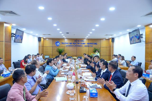 Trường đại học công lập vừa được Chính phủ trao Cờ thi đua, có lĩnh vực nghiên cứu lọt top 20 thế giới, chi gần 400 tỷ trả lương trong 1 năm- Ảnh 4.