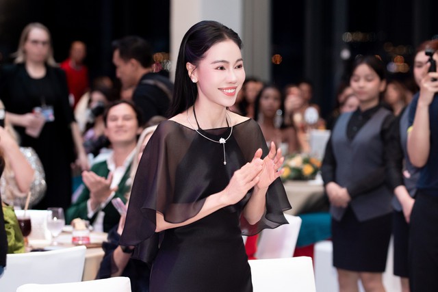 Tối 31/8,