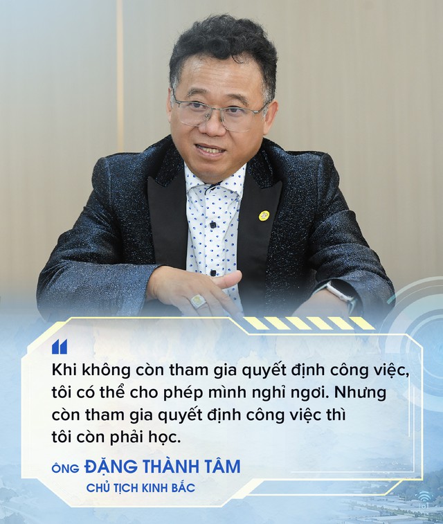 Ông Đặng Thành Tâm kể chuyện 60 tuổi vẫn đi học tại Harvard, Stanford vì bị sợ tụt hậu…mong muốn ngày nào đó có thể cử cùng lúc 10 robot Đặng Thành Tâm đi họp thay mình- Ảnh 2.