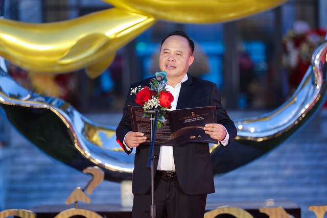 Bãi biển dài nhất Việt Nam vừa xuất hiện quần thể đặc biệt rộng hơn 20 ha: Nằm ở vùng địa đầu vùng Đông Bắc, cong hình vành khuyên, được ví như "nàng thơ ngủ quên" - Ảnh 5.