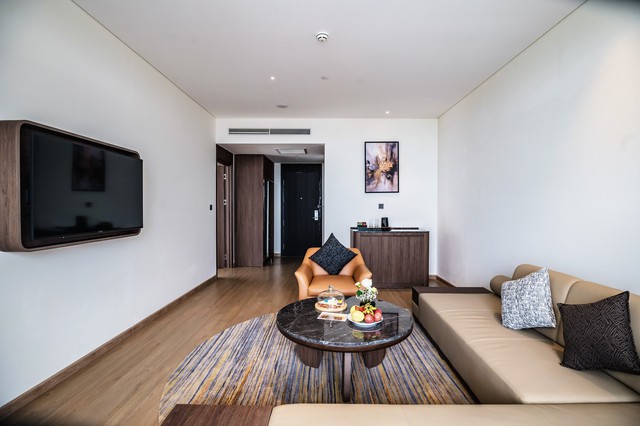 Bãi biển dài nhất Việt Nam vừa xuất hiện quần thể đặc biệt rộng hơn 20 ha: Nằm ở vùng địa đầu vùng Đông Bắc, cong hình vành khuyên, được ví như "nàng thơ ngủ quên" - Ảnh 7.