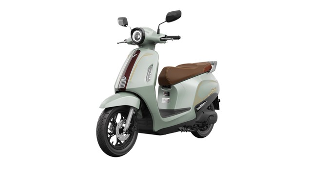 VinFast tung xe máy điện 'quốc dân' mới: Đi 262 km mới cần sạc, giá từ 23 triệu  - Ảnh 1.
