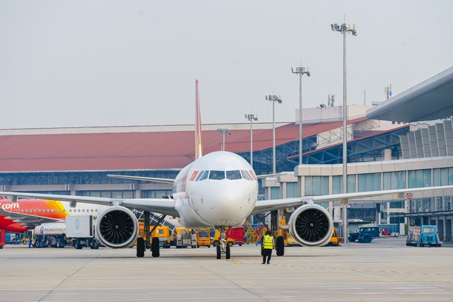 Sun PhuQuoc Airways đón tàu bay thứ 20 sau 10 tháng cất cánh, sở hữu hai tàu A321LR đầu tiên tại Việt Nam - Ảnh 1.