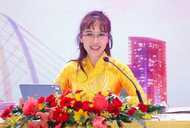 Nữ tiến sĩ vừa trở thành người giàu thứ 2 Việt Nam từng mơ làm giáo viên, sau này thực hiện thương vụ hơn 5.000 tỷ đồng cho giáo dục - Ảnh 1.