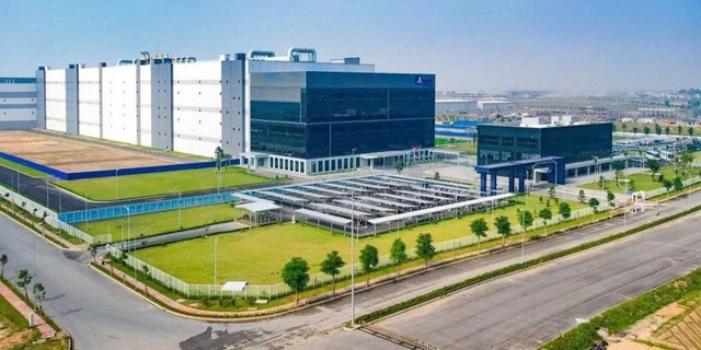 Một nhà máy công nghệ cao lớn nhất thế giới đặt tại Việt Nam - Ảnh 1.