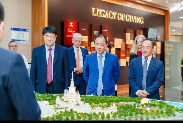 VinSpace của ông Phạm Nhật Vượng bắt tay với đơn vị nhất của Việt Nam sở hữu vệ tinh siêu nhỏ: Lên kế hoạch phát triển chùm vệ tinh và hệ thống quan sát Trái đất - Ảnh 2.