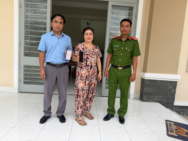 Đặng Xuân Tiển SN 1983 chuyển khoản 50.000.000 đồng vào tài khoản Vietcombank của Trương Thị Ngoan ở Tây Ninh: Công an rà soát giao dịch - Ảnh 1.