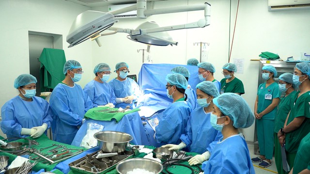 Việt Nam vừa có vị nữ bác sĩ là người Việt đầu tiên nhận giải danh giá tại Úc: Làm nghề hơn 30 năm với 114 bài báo khoa học, hiện công tác tại bệnh viện công hàng đầu cả nước ở lĩnh vực khó - Ảnh 4.