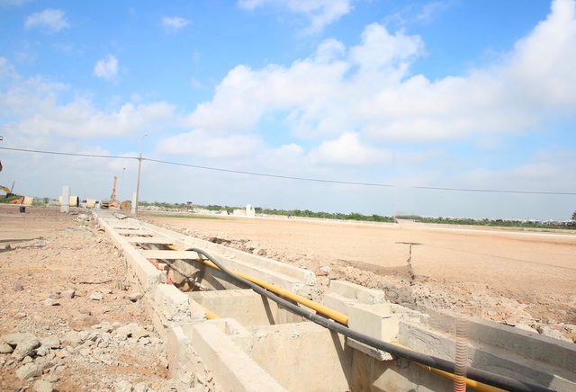 Diễn biến mới nhất tại dự án vốn hơn 12.000 tỷ đồng liên quan tới sân bay lớn nhất miền Bắc, ở thành phố trẻ nhất nước ta - Ảnh 1.