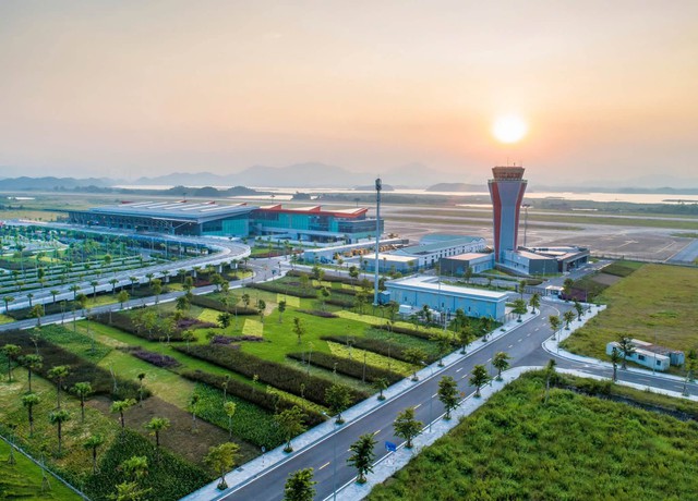 Không phải Nội Bài, Tân Sơn Nhất, đây mới là sân bay Việt Nam vào top hàng đầu châu Á: Rộng gấp 19 lần sân Mỹ Đình, từng là nơi hạ cánh chuyến bay chở 2 triệu phú Mỹ - Ảnh 1.