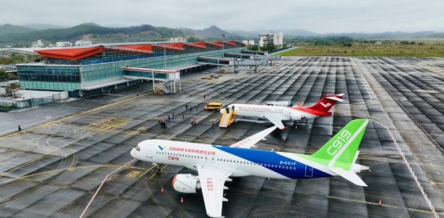 Không phải Nội Bài, Tân Sơn Nhất, đây mới là sân bay Việt Nam vào top hàng đầu châu Á: Rộng gấp 19 lần sân Mỹ Đình, từng là nơi hạ cánh chuyến bay chở 2 triệu phú Mỹ - Ảnh 2.