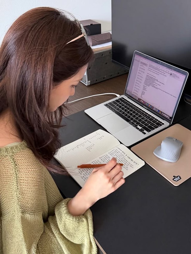 Vì sao lương tăng, thưởng nhiều vẫn lo thiếu tiền? - Ảnh 2.