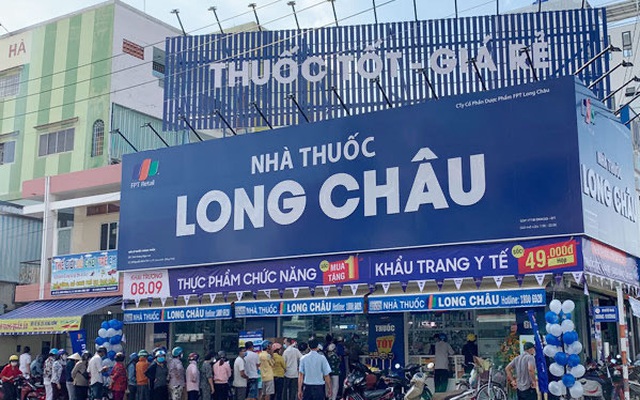 FPT Long Châu hướng tới sứ mệnh “Phục vụ tốt hơn sức khỏe cộng đồng”