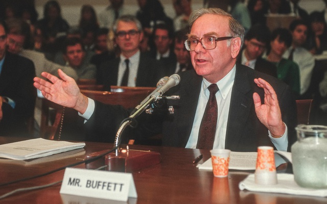 Cách Warrent Buffett, Bill Gates đập tan thành kiến về ngủ nhiều là lười, ngủ ít sẽ giàu