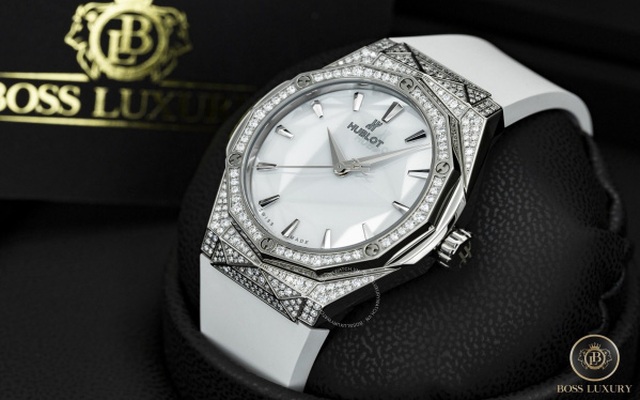 Boss Luxury mách bạn 4 mẫu đồng hồ tuyệt đẹp dành tặng nàng ngày Valentine
