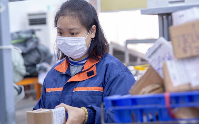 EMS Việt Nam “quyết” đảm bảo lưu thoát hàng hóa dịp cao điểm cuối năm
