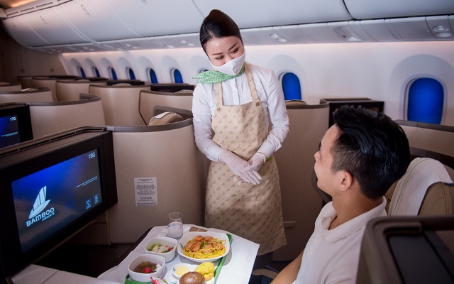 Bamboo Airways nâng hạng thương gia, tặng voucher miễn phí cho khách bay