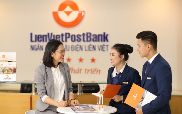 Cộng hưởng chuyển đổi số, LienVietPostBank nắm lợi thế bứt phá