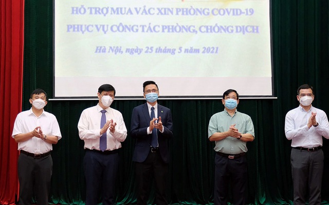 An Phát Holdings ủng hộ Bộ Y tế 20 tỷ đồng mua vaccine ngừa Covid-19