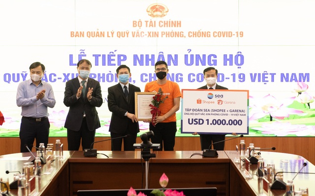 Shopee và Garena Việt Nam ủng hộ 1 triệu USD vào Quỹ vắc-xin phòng, chống Covid-19