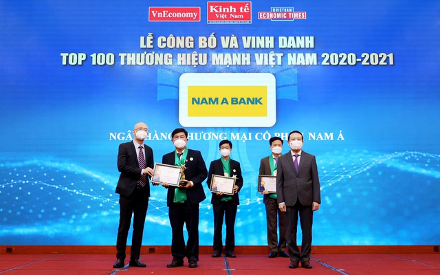 Bánh sinh nhật tạo hình 3d người nam đang làm việc tặng Sếp Nam Á Bank   Bánh Kem Ngộ Nghĩnh