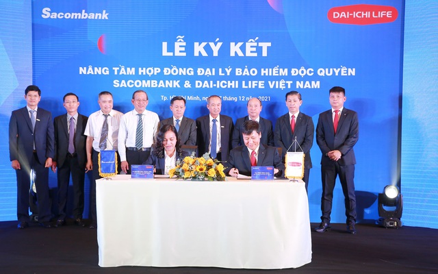 Sacombank và Dai-ichi Life Việt Nam nâng tầm hợp đồng đại lý bảo hiểm độc quyền