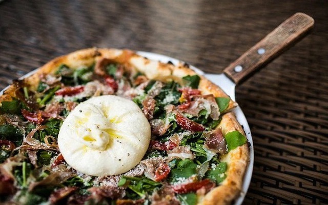 Nhận được khoản vay từ đối tác, Pizza 4P’s giảm huy động vốn từ trái phiếu