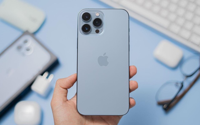 iPhone 13 Pro Max bất ngờ giảm thêm 2 triệu Tết 2022