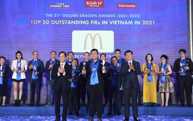 McDonald’s Việt Nam liên tiếp nhận giải Rồng Vàng năm thứ 4