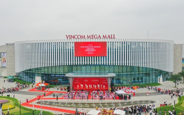 Khai trương TTTM “Thế hệ mới” Vincom Mega Mall Smart City