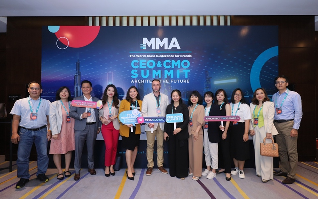 Admicro đưa thông điệp "không ngừng đổi mới" tại CEO & CMO Summit 2022