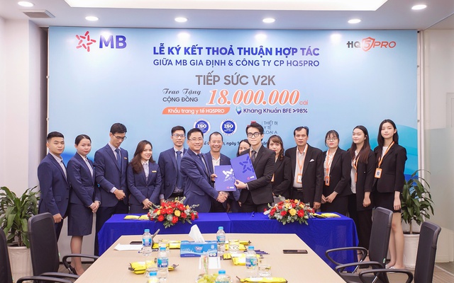 Ngân hàng MB tặng 18 triệu khẩu trang HQ5Pro trong chiến dịch “Tiếp sức V2K”