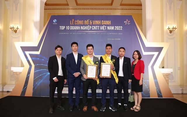 TopCV được vinh danh tại Top 10 doanh nghiệp CNTT Việt Nam 2022