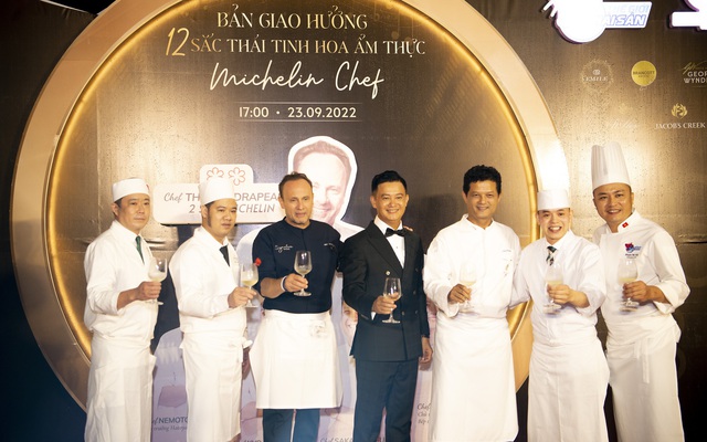 Nhà hàng Hatoyama và Thế Giới Hải Sản tổ chức Michelin Chef