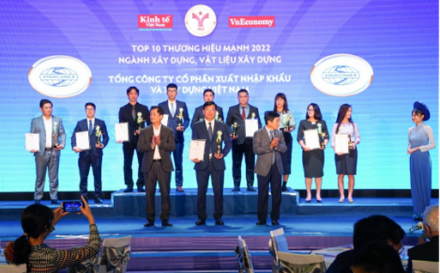 Vinaconex đạt TOP 10 thương hiệu mạnh ngành xây dựng, vật liệu xây dựng 2022